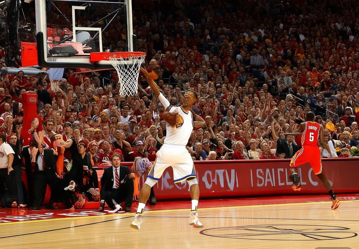 2015年NBA季后赛勇士火箭系列赛经典对决回顾